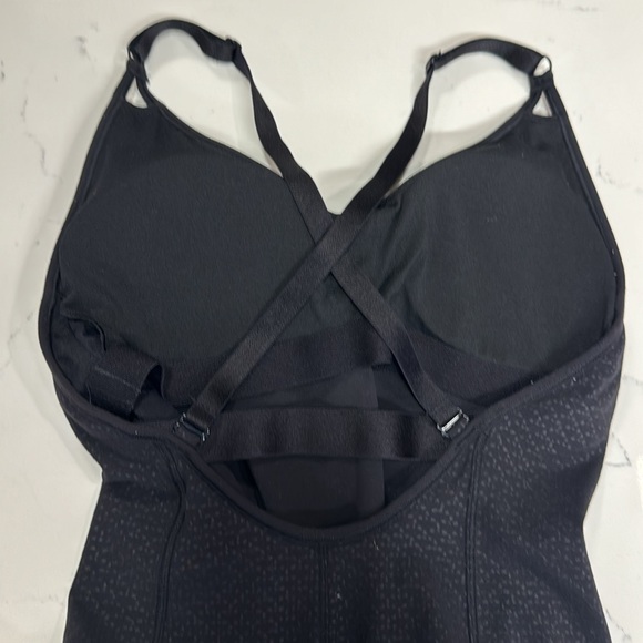 Lululemon The Easy bodysuit black thong small s 4 cross back built in bra - Picture 8 of 9